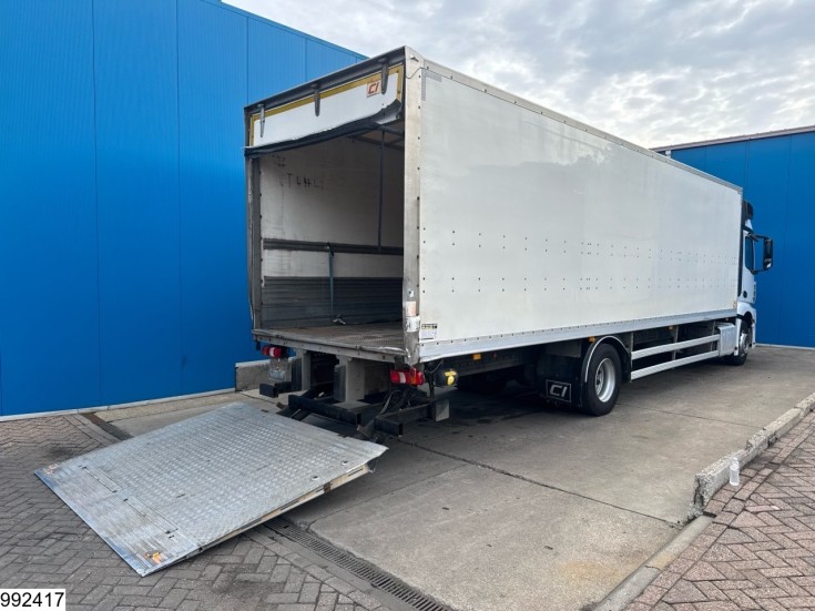 Mercedes Actros 1833
