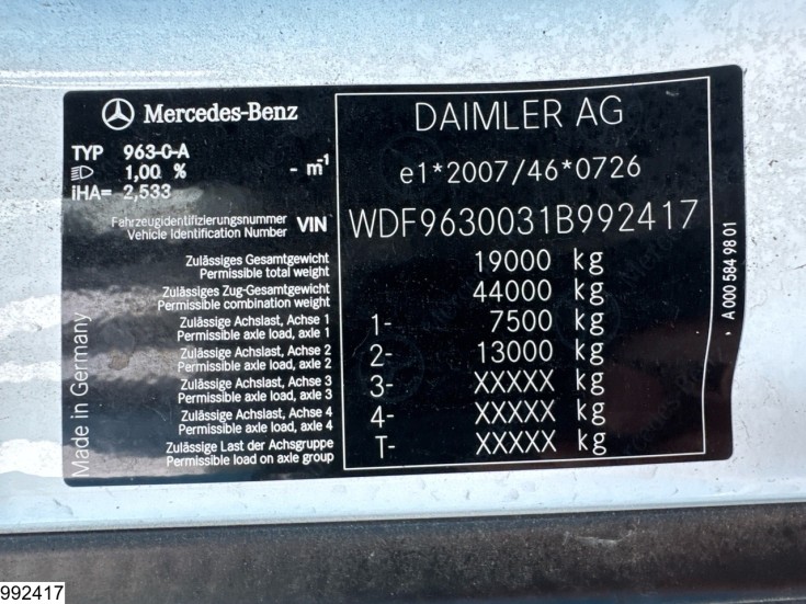 Mercedes Actros 1833
