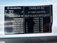 Mercedes Actros 1833