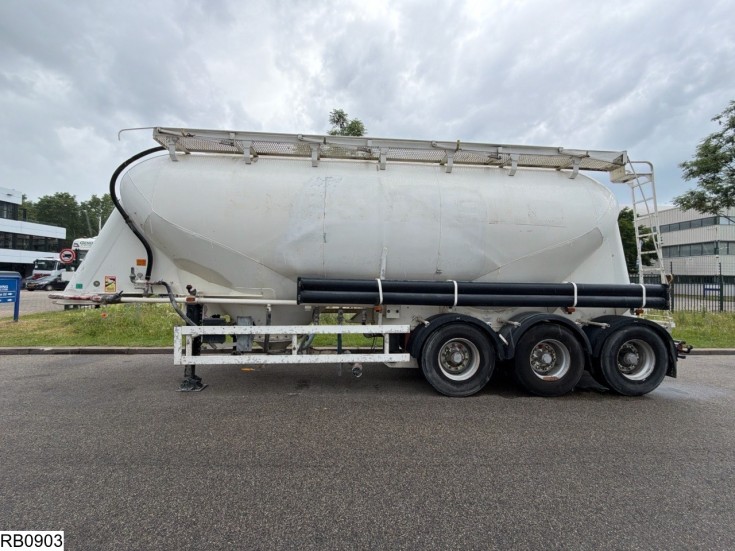 Benalu Silo