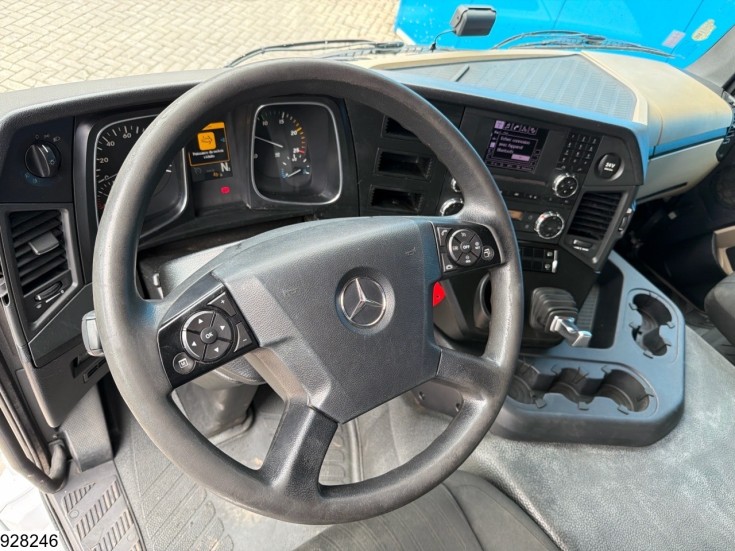 Mercedes Actros 1843