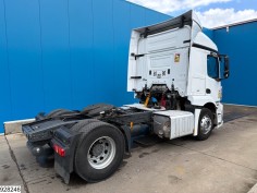 Mercedes Actros 1843