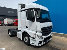 Mercedes Actros 1845