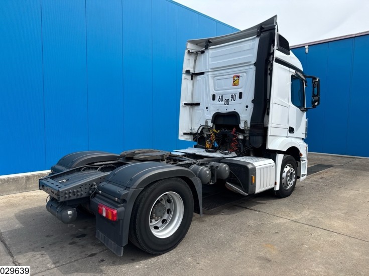 Mercedes Actros 1845