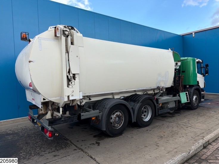 Scania P 230