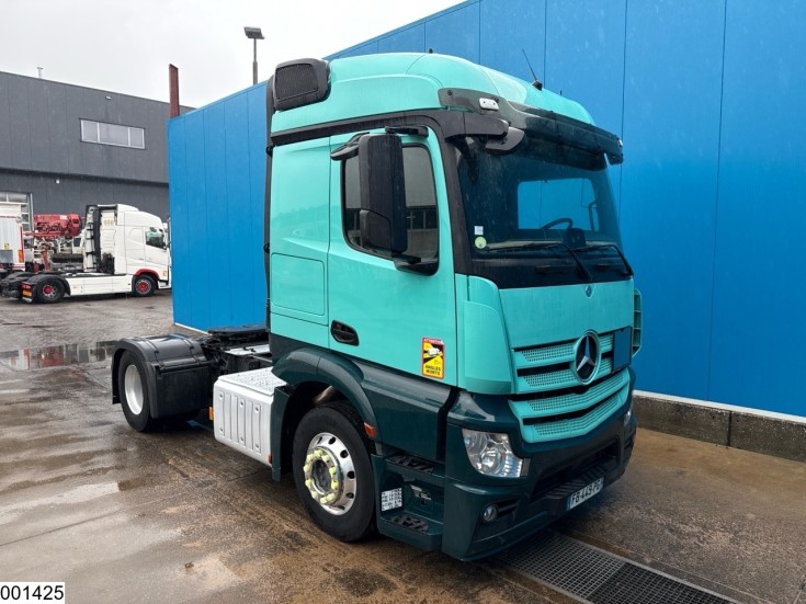 Mercedes Actros 1848