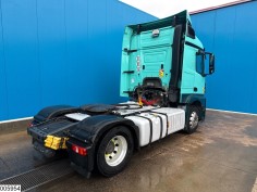 Mercedes Actros 1848