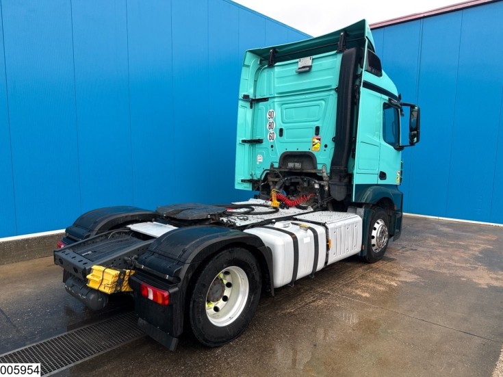 Mercedes Actros 1848