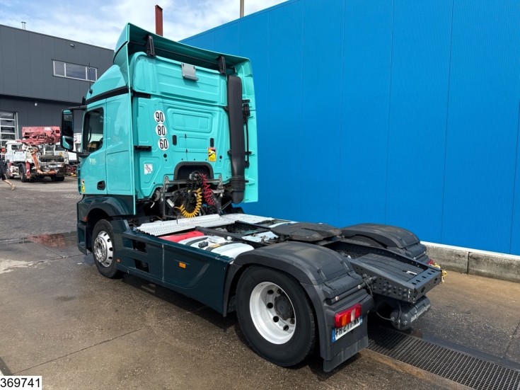 Mercedes Actros 1848