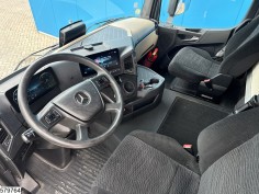 Mercedes Actros 1842