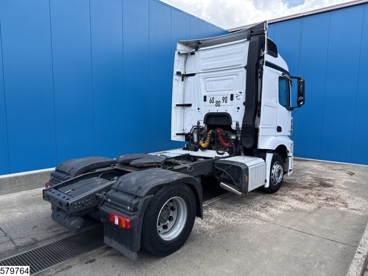 Mercedes Actros 1842