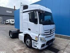 Mercedes Actros 1842