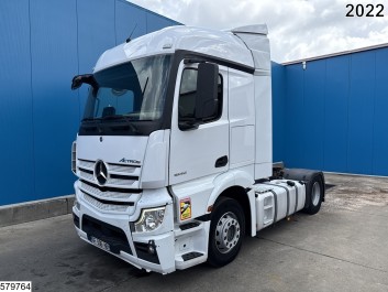 Mercedes Actros 1842