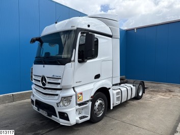 Mercedes Actros 1842