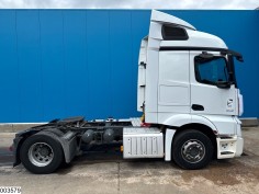 Mercedes Actros 1842