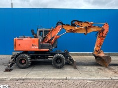 Hitachi ZX 130 W
