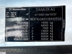 Mercedes Actros 1836