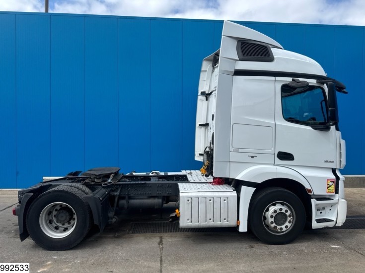 Mercedes Actros 1836