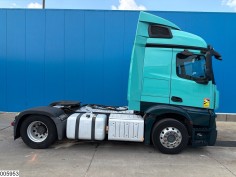 Mercedes Actros 1848