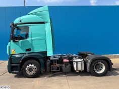 Mercedes Actros 1848