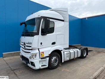 Mercedes Actros 1842