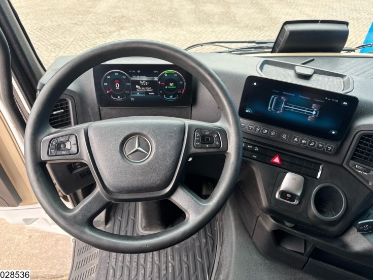 Mercedes Actros 1842