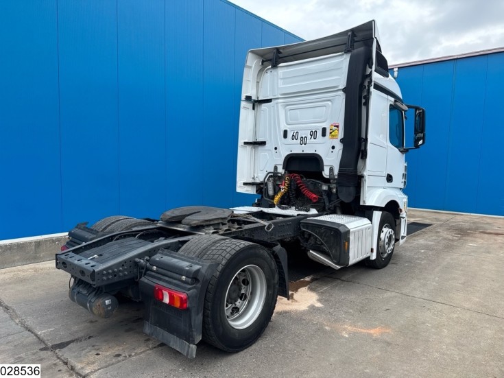 Mercedes Actros 1842