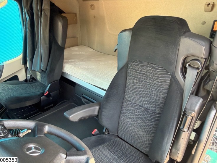 Mercedes Actros 1848
