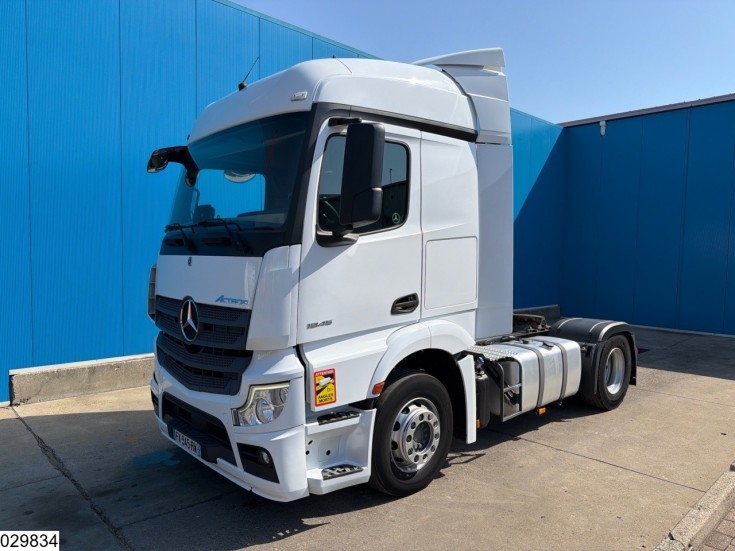 Mercedes Actros 1845