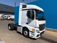 Mercedes Actros 1845
