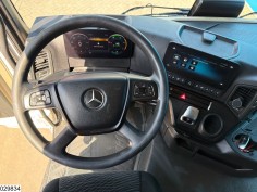 Mercedes Actros 1845