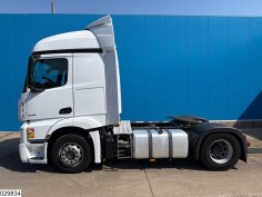 Mercedes Actros 1845