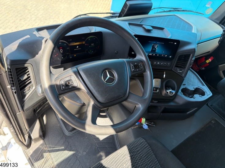 Mercedes Actros 1842