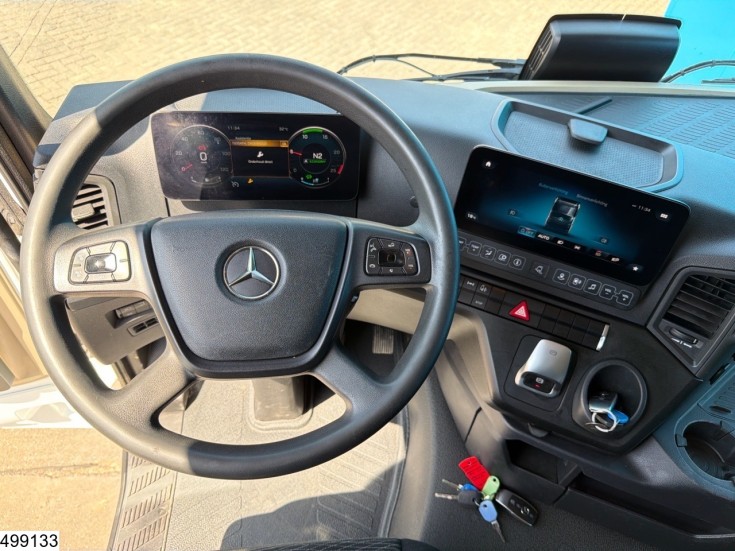 Mercedes Actros 1842