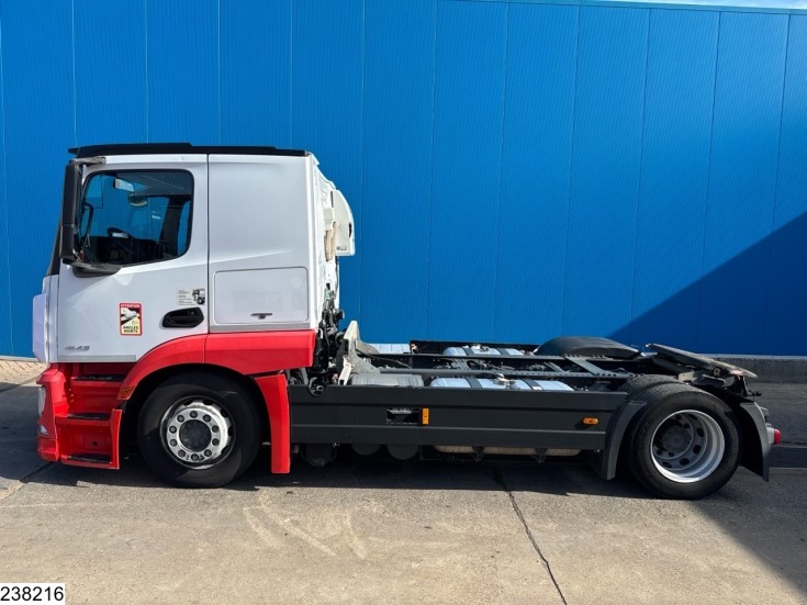 Mercedes Actros 1843