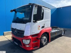 Mercedes Actros 1843