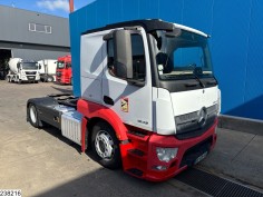 Mercedes Actros 1843