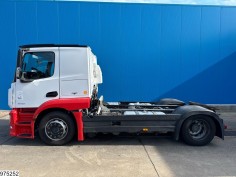 Mercedes Actros 1843