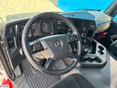 Mercedes Actros 1843