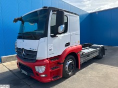 Mercedes Actros 1843