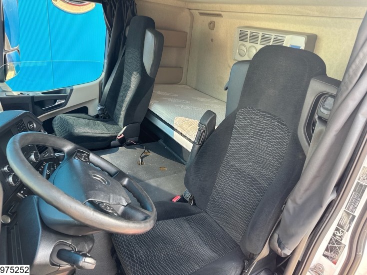Mercedes Actros 1843