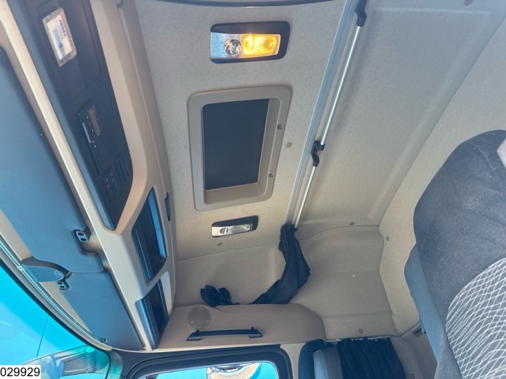 Mercedes Actros 1845