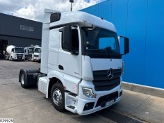 Mercedes Actros 1845