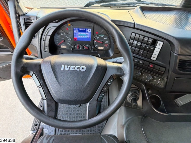 Iveco 260S33