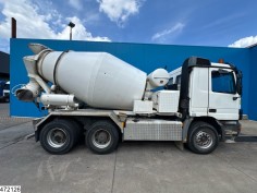Mercedes Actros 3348