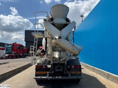 Mercedes Actros 3348