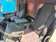 Mercedes Actros 3348