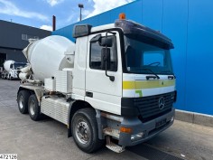 Mercedes Actros 3348