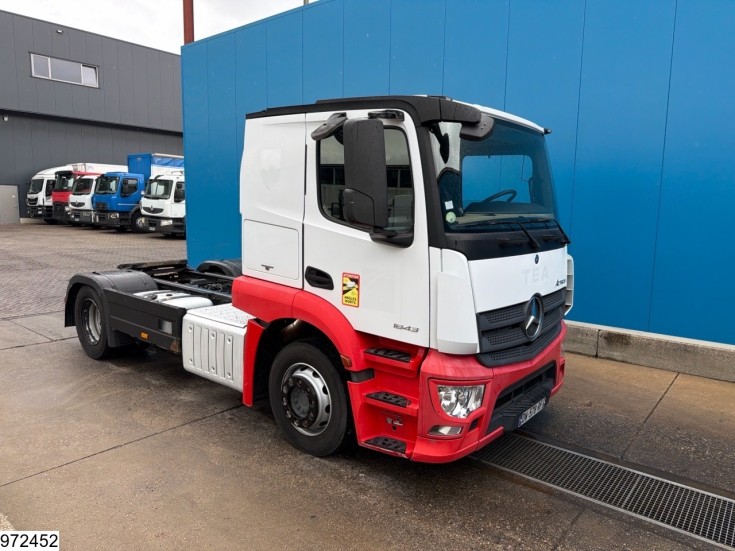 Mercedes Actros 1843