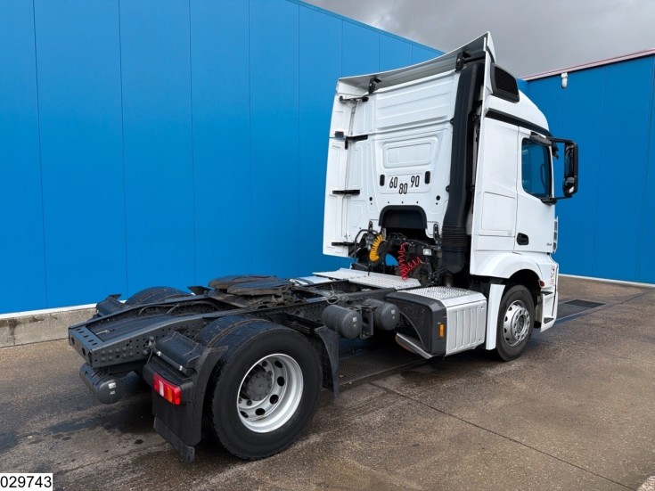 Mercedes Actros 1845